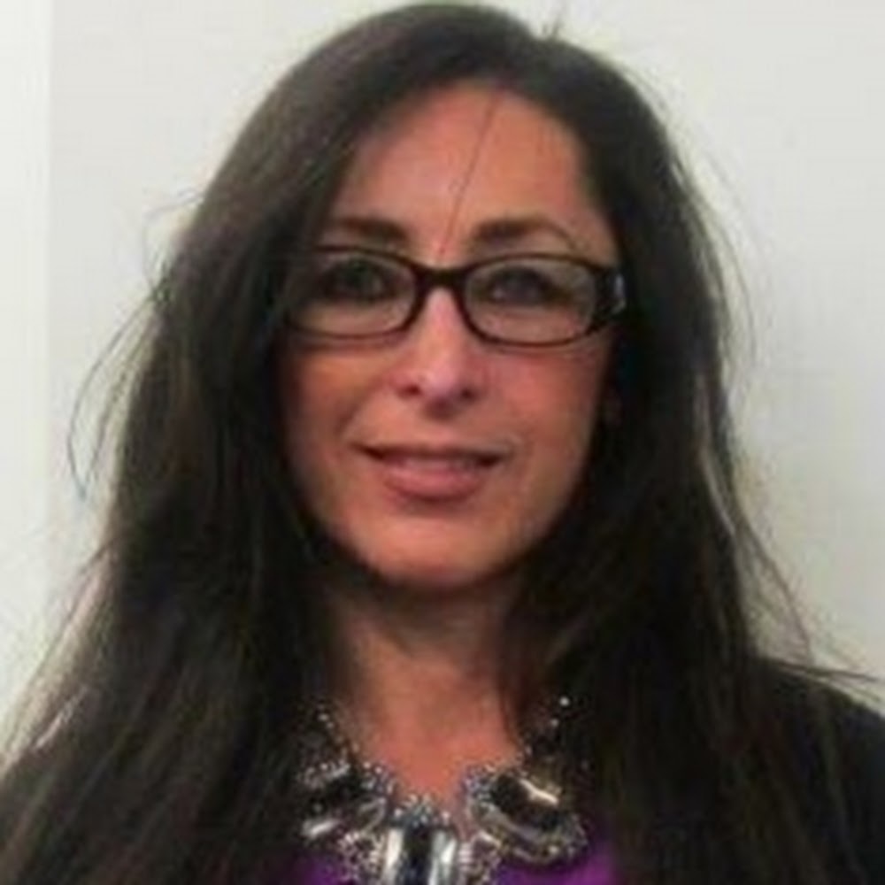 Meet your Posher, Diana